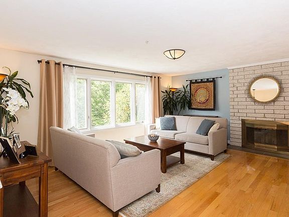 4th image of 3 Amberwood Dr