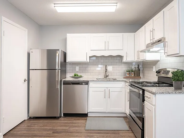 Dwell Townhomes — Photo 9
