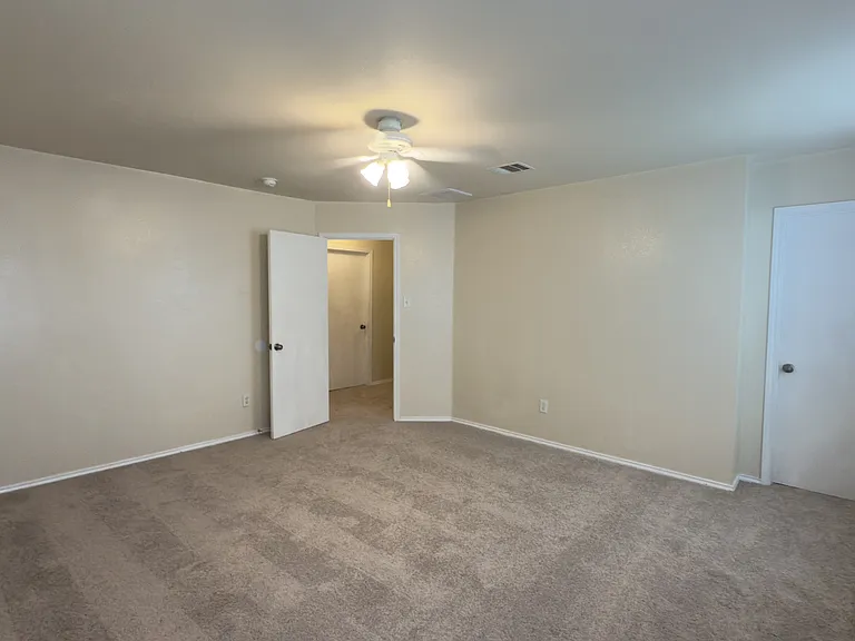 4105 Kings Canyon Dr — Photo 18