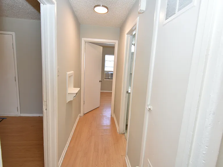 1206 Belvedere Dr — Photo 13
