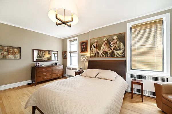 Sold by Amerihomes Realty of NY | media 29