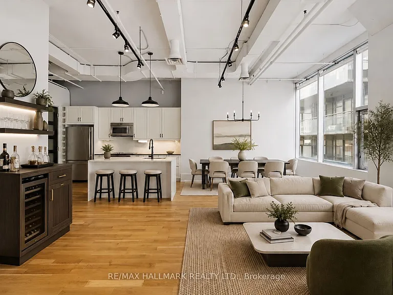477 Richmond St W #306 — Photo 12