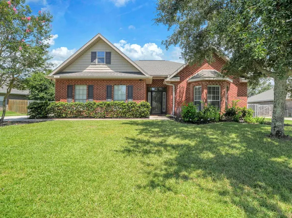 163 Camellia Ct, Freeport, FL 32439