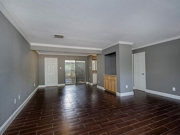 3rd image of 766 Worthshire St