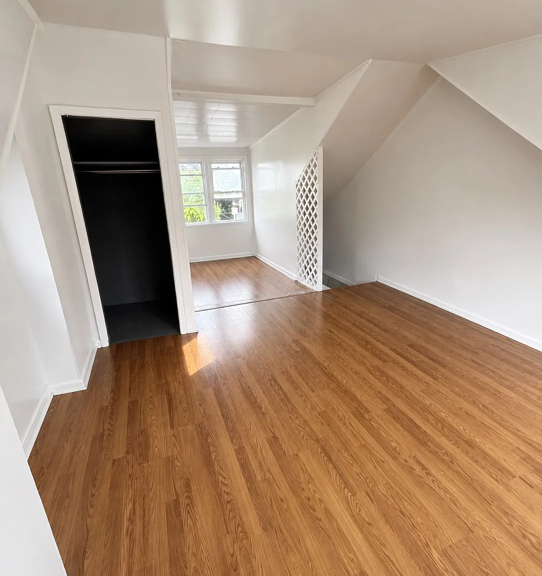 3 bed, 960 sqft, $1,550 — Photo 4