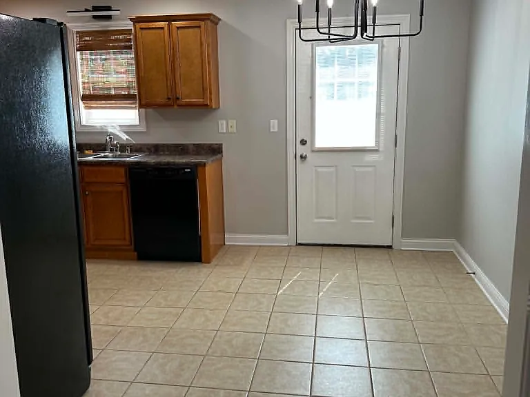166 Applewood Ln — Photo 5