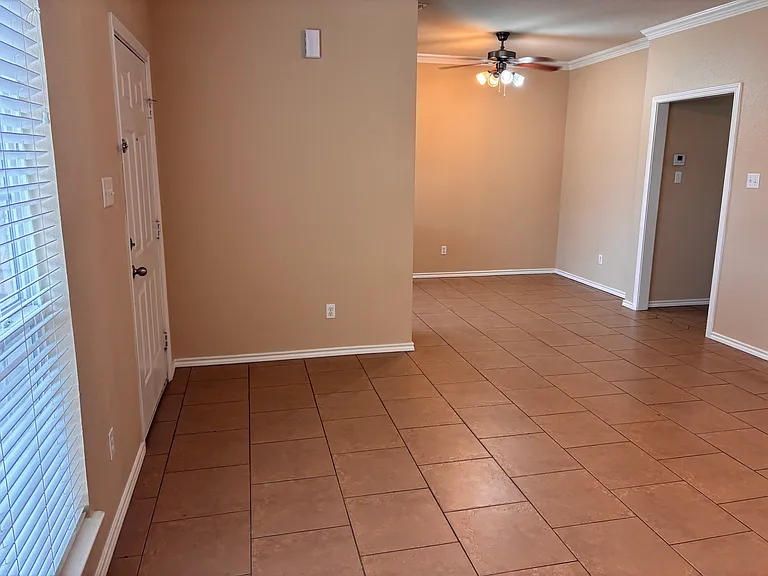 985 Underwood Rd — Photo 6