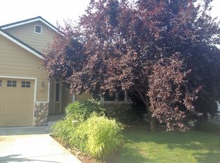 2614 Parkwood Village Ln, Central Point, OR