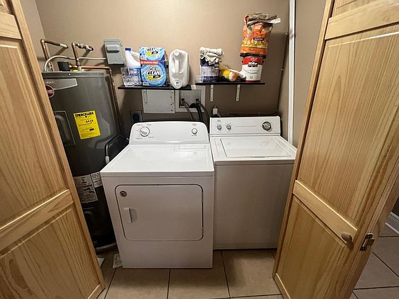 3rd image of 4300 S Johnson St #1