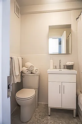 Rented by Maz Group NY | media 7