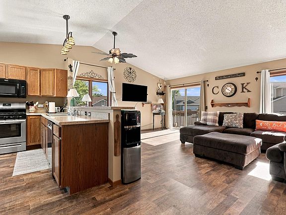 4th image of 4124 Prairie View Dr