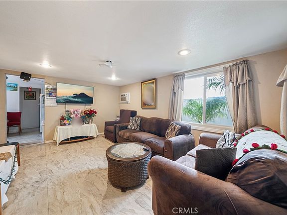 4th image of 8436 Beverly Rd #2