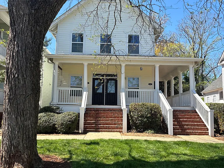 10 Oakhurst Ave #A — Photo 1