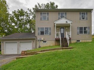 90 Irondale Rd, Wharton, NJ 07885