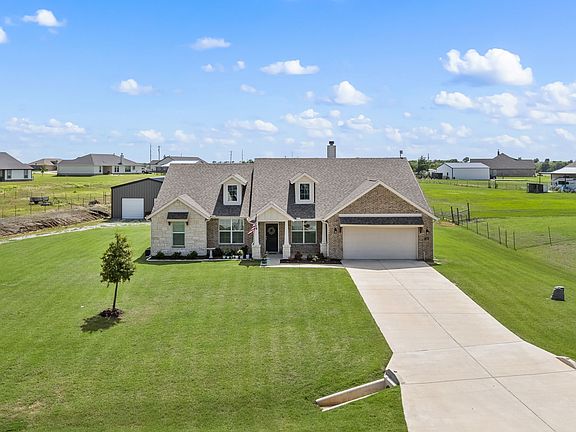 2nd image of 120 Croft Ct