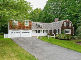 16 Grant Hill Rd, Bloomfield, CT 06002