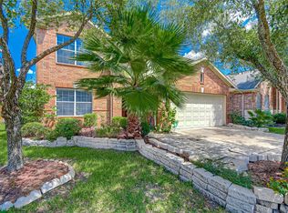 11401 Morning Cloud Dr, Pearland, TX 77584