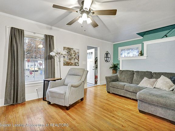 4th image of 611 N Francis Ave