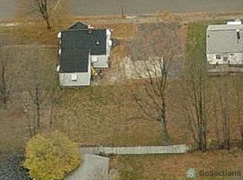 2nd image of 2218 24th St NE