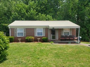 1311 Roundabout Rd, Martinsville, VA 24112