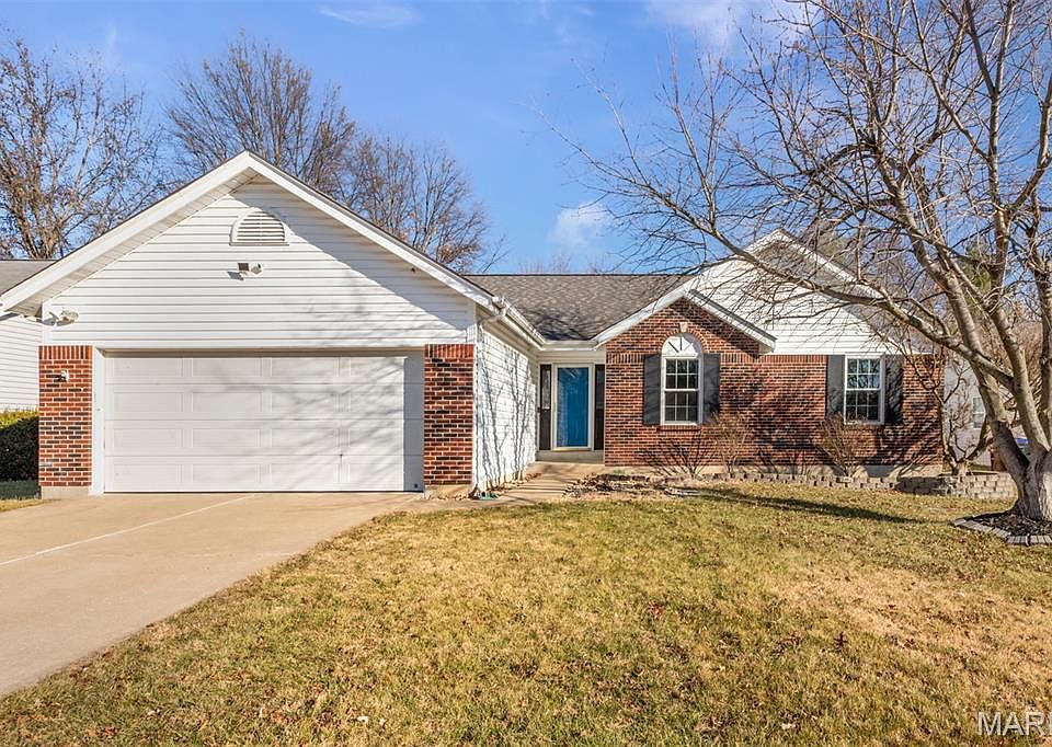 1st image of 104 Eric Craig Ct