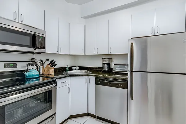 Rented by Loftey LLC | media 2