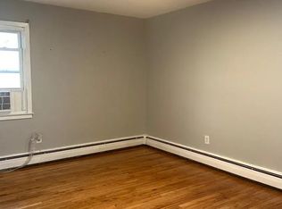 1606 Clinton St, Linden, NJ 07036