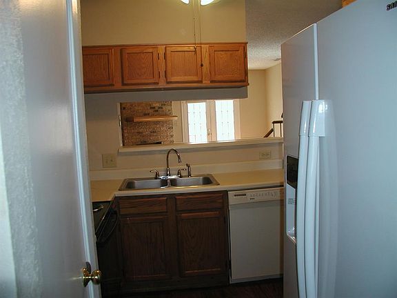 4th image of 3801 14th St APT 2302