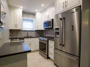 233 Bay 41 St #3, Brooklyn, NY 11214