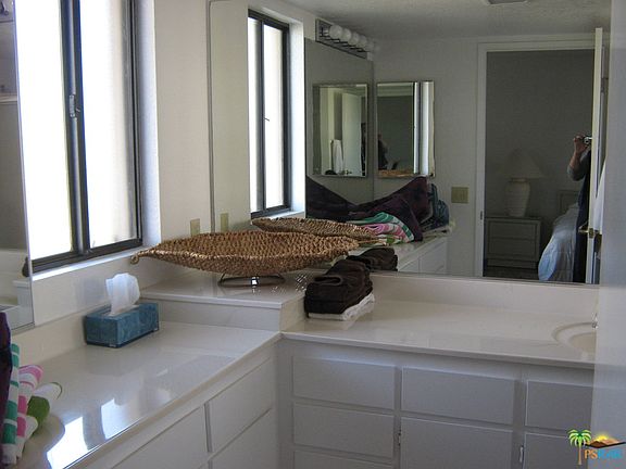 5th image of 35200 Cathedral Canyon Dr #V172