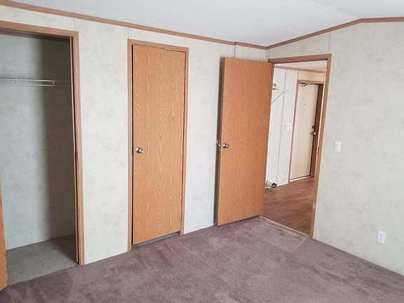 5th image of 2900 Grand Ave Lot 38