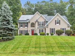 4 Butternut Rd, Windham, NH 03087