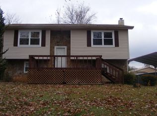 719 High St, Athens, TN 37303