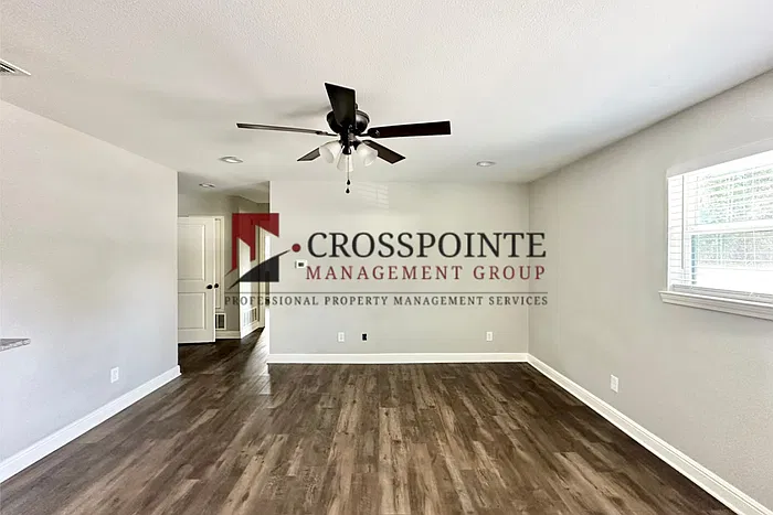 2 bed, 1.0 bath, 875 sqft, $975 — Photo 4