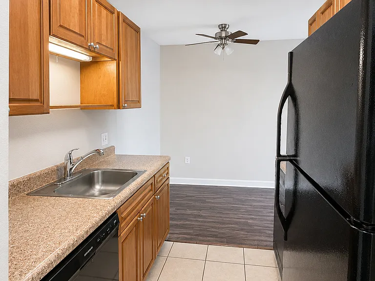 1695 Lee Rd #C210 — Photo 7