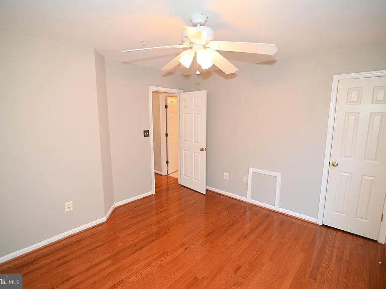 4502 Rockdale Ln — Photo 47