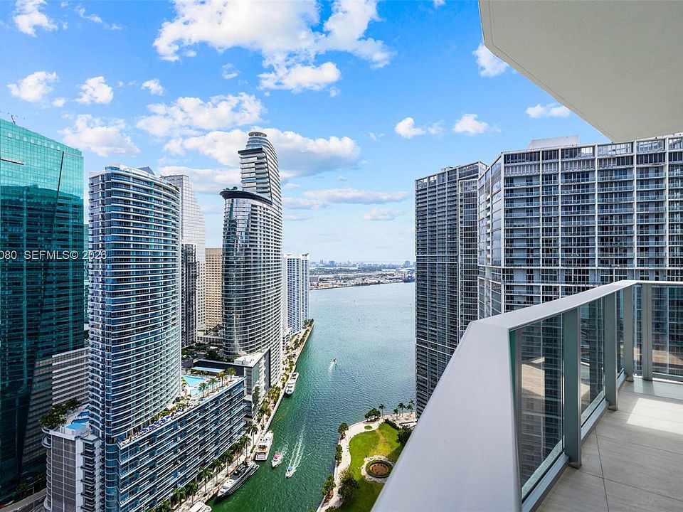 1st image of 77 SE 5th St #Penthouse 01