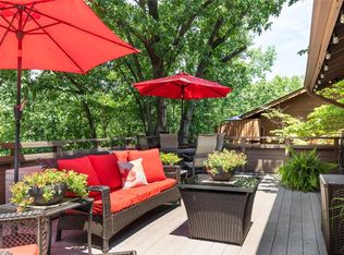 1554 Autumn Leaf Dr, Ballwin, MO