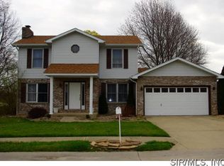 1603 Prairie View Dr, Edwardsville, IL 62025