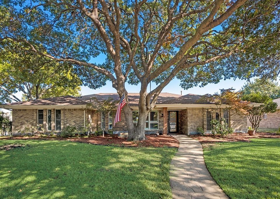 1st image of 1616 Cloister Way