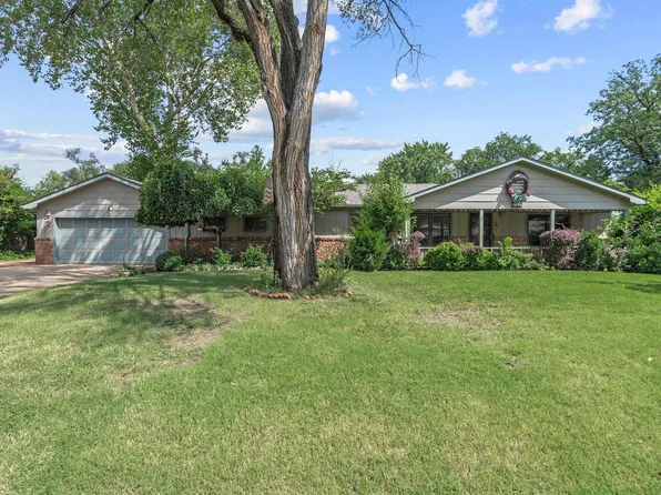 800 W 51st St S, Wichita, KS 67217