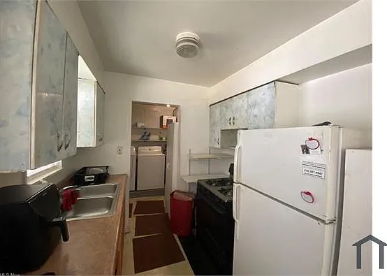 3 bed, 1019 sqft, $1,249 — Photo 2