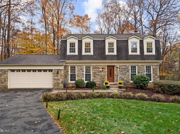 11317 Edenderry Dr, Fairfax, VA 22030