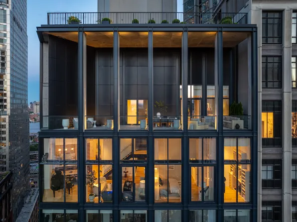 33 Park Row image 7 of 13