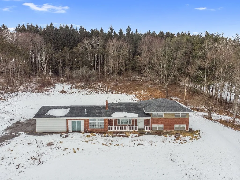 1242 Forest Hill Rd photo 1