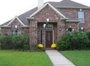 4135 Lakepointe Forest Dr, Seabrook, TX 77586