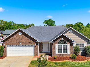 1834 Terrain Dr NW, Conover, NC 28613