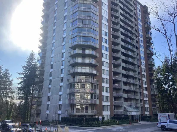 2024 Fullerton Ave #307, North Vancouver, BC V7P 3G4