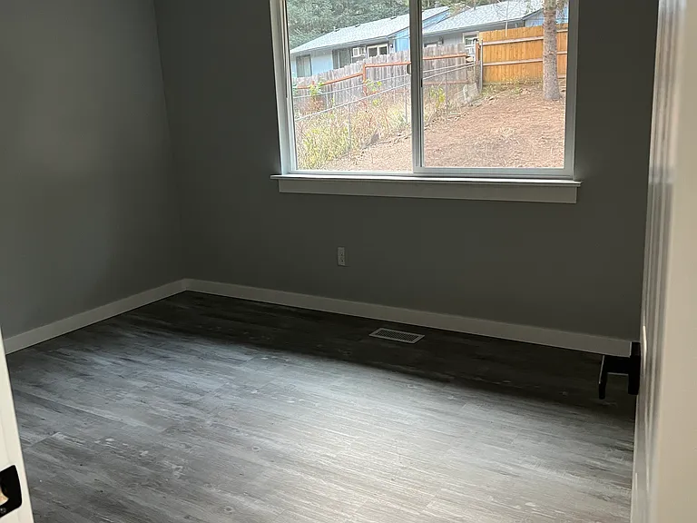 6921 SE Queen Rd — Photo 9