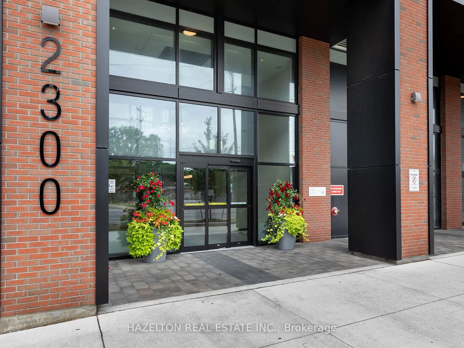3 bed, $3,200 — Photo 2